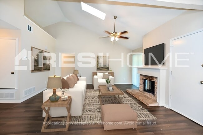 Building Photo - 1631 Vail Meadow Ln