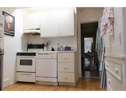 Building Photo - 257 Marlborough St