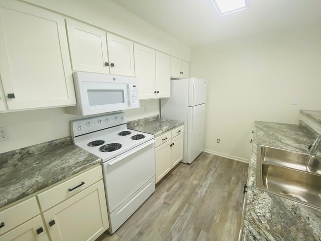 Photo - 245 Beaver Kreek Center Apartment