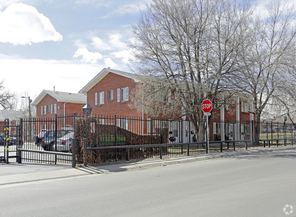 Building Photo - 5040-5046 W 8th Ave