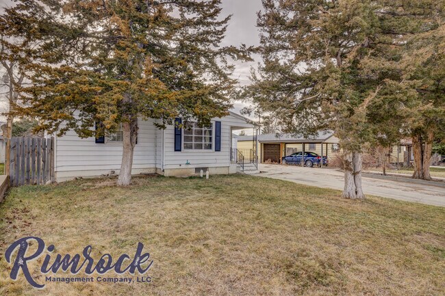 Building Photo - 1814 Westridge Cir
