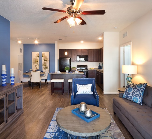 Apartamentos de lujo The Oaks at Southlake Commons - The Oaks at Southlake Commons