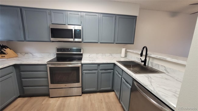 Photo - 1818 S Quebec Way Townhome