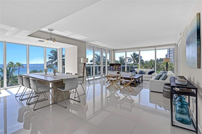 Foto del edificio - 10275 Collins Ave