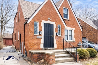 Building Photo - 15100 Whitcomb