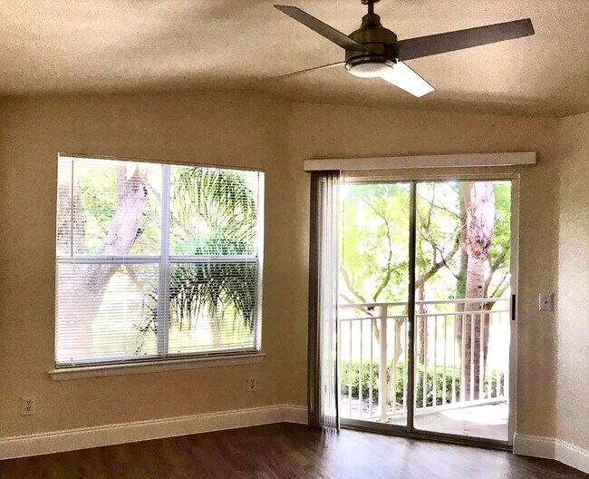 Building Photo - 1725 Palm Cove Blvd