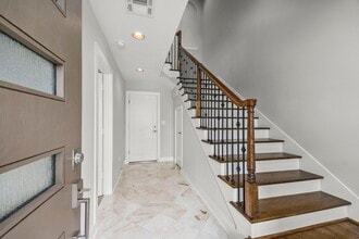 Building Photo - 2018 McIlhenny St