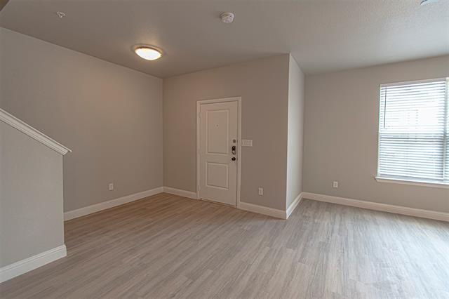 Foto del edificio - 1252 Good Ln