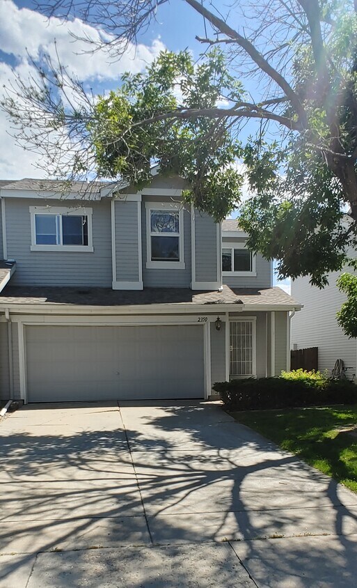 Foto principal - 2350 E 109th Dr