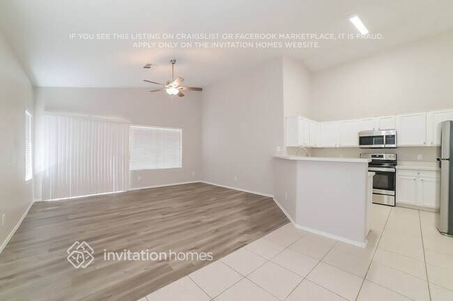 Foto del edificio - 5426 W Bluefield Ave