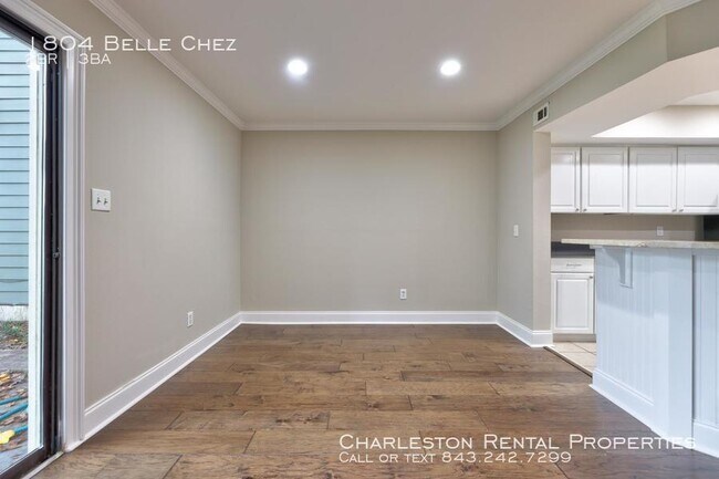 Foto del edificio - 1804 Belle Chez