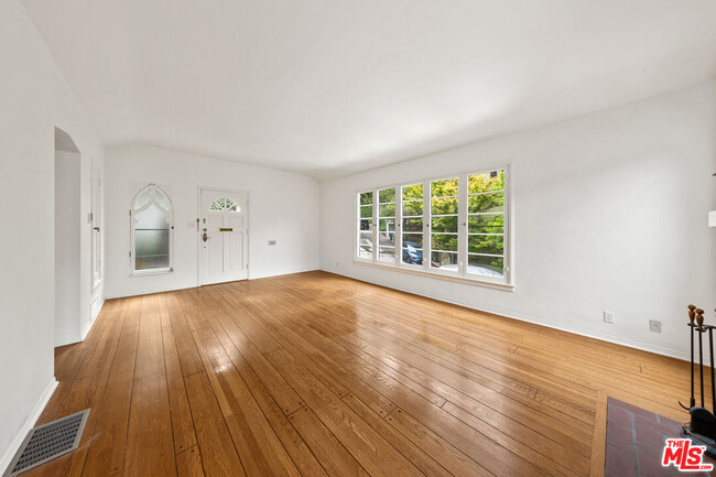 Building Photo - 2413 Argosy Way
