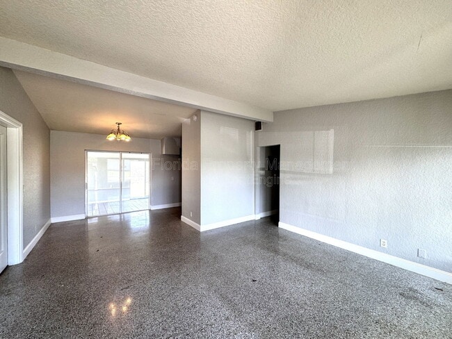 Photo - 202 Bamboo Dr House