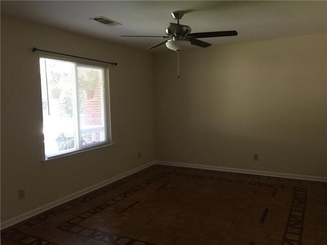 Foto del edificio - 3354 Cruse Rd NW