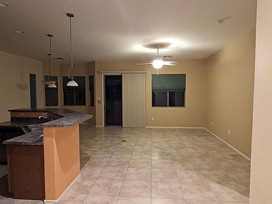 Building Photo - 923 W Bosch Dr