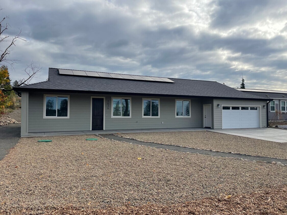 Brand New Home in Lower Paradise House Rental in Paradise, CA