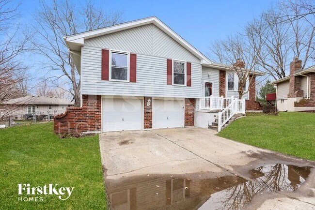 Building Photo - 513 NE Shiloh Cir