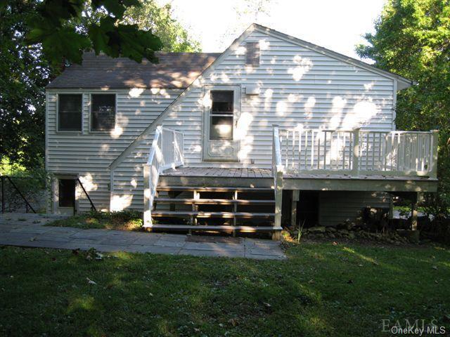 Building Photo - 390 Hardscrabble Rd