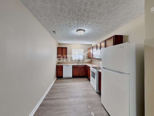 Foto del edificio - 2926 Limber Pine Dr