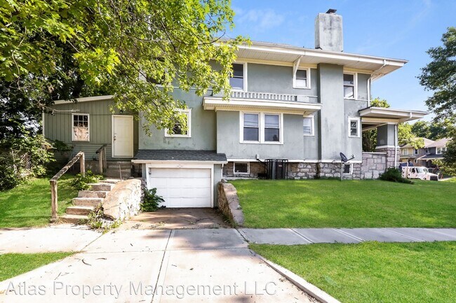Building Photo - 6 br, 2 bath House - 4240 Chesnut Ave