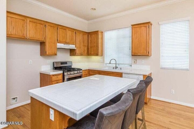 Building Photo - 1546 Windmill Way