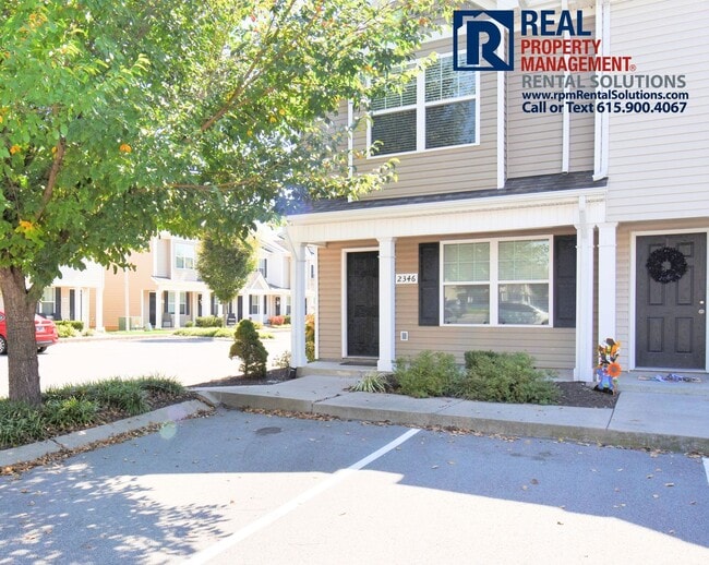 Building Photo - Adorable end unit 2BR/2.5BA townhome by MT...