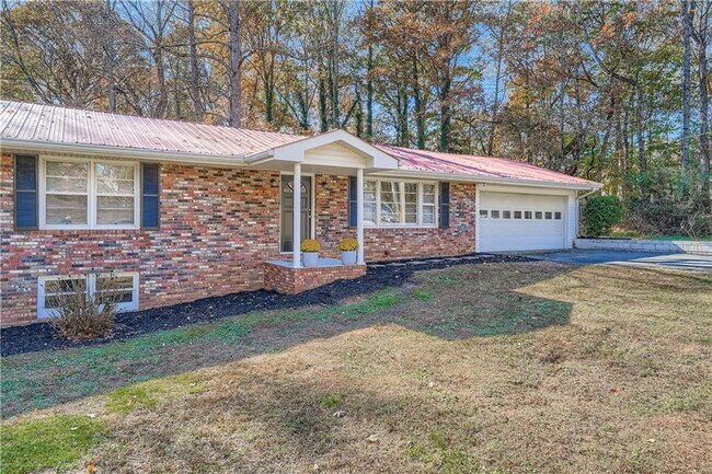 Building Photo - 6797 Campground Rd