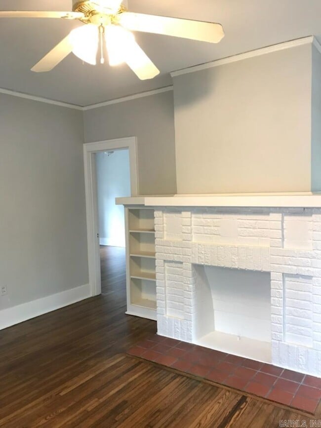 Building Photo - 1405 Kavanaugh Blvd