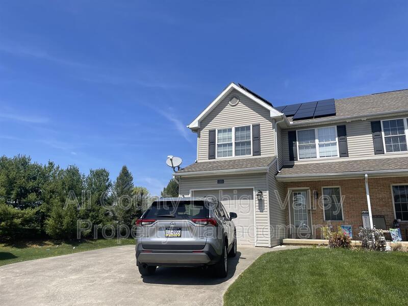 Primary Photo - 1355 Mohr Cir
