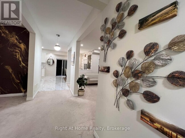 Building Photo - 54 Pace Ave