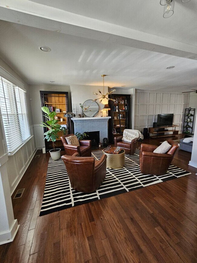 Foto del edificio - Church Hill Amazing 3 Bedroom 2.5 Bath Home