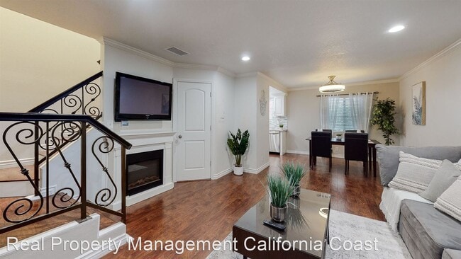 Building Photo - 2 br, 1.5 bath House - 633 Hardin Drive  U...