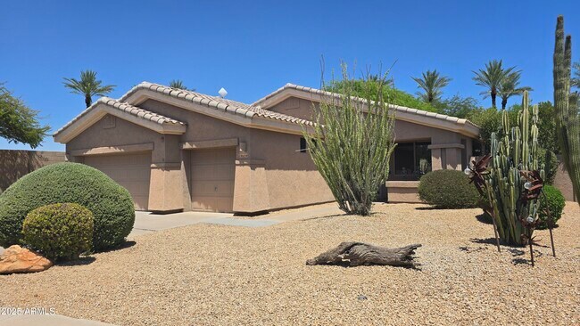 Building Photo - 14654 W Avalon Dr