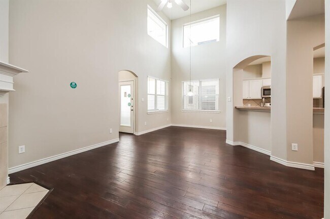 Building Photo - 13234 Southpoint Ln