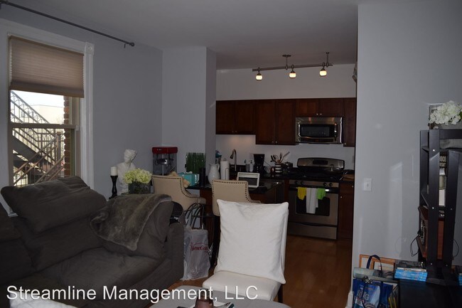 Foto del edificio - 1415 Girard St NW