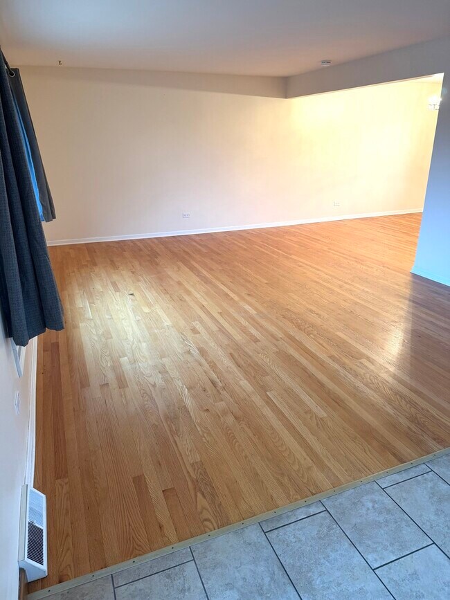 Foto del edificio - 1814 Holly Ave