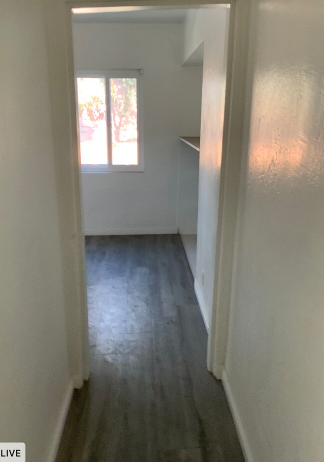 Building Photo - 9148A Verner St