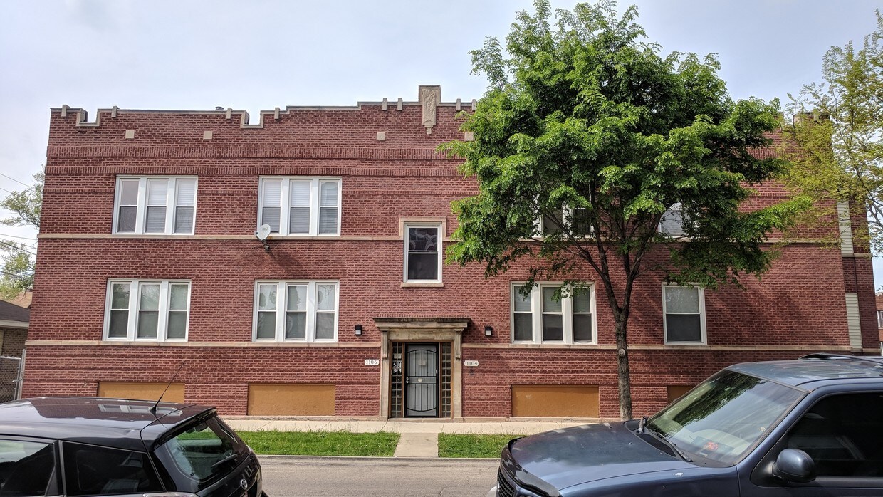 Primary Photo - 1106 W 78th St