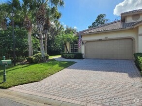 Building Photo - 10101 Wild Quail Dr