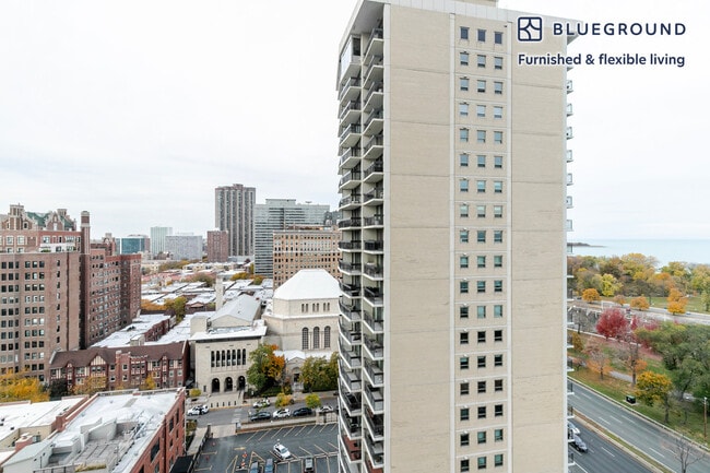 Building Photo - 3450 N Lake Shore Dr