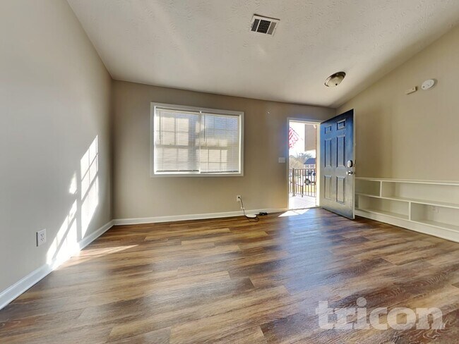 Foto del edificio - 868 Ashwood Crossing