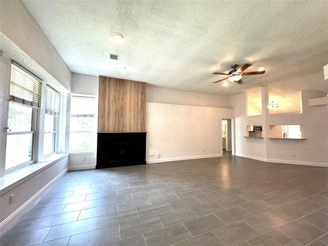 Building Photo - 4422 Waterfall Way