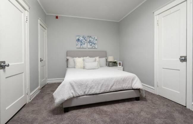 Foto del edificio - 7283 Walnut St