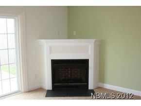 Building Photo - 2 br, 2 bath House - 215 Murdock Way