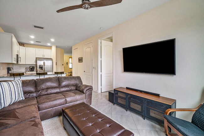 Foto del edificio - 12990 Anthorne Ln