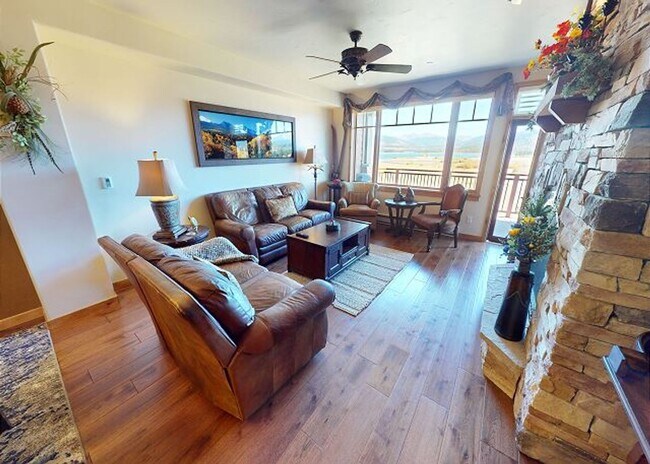Building Photo - Long Term Rental- Timberline Cove 202