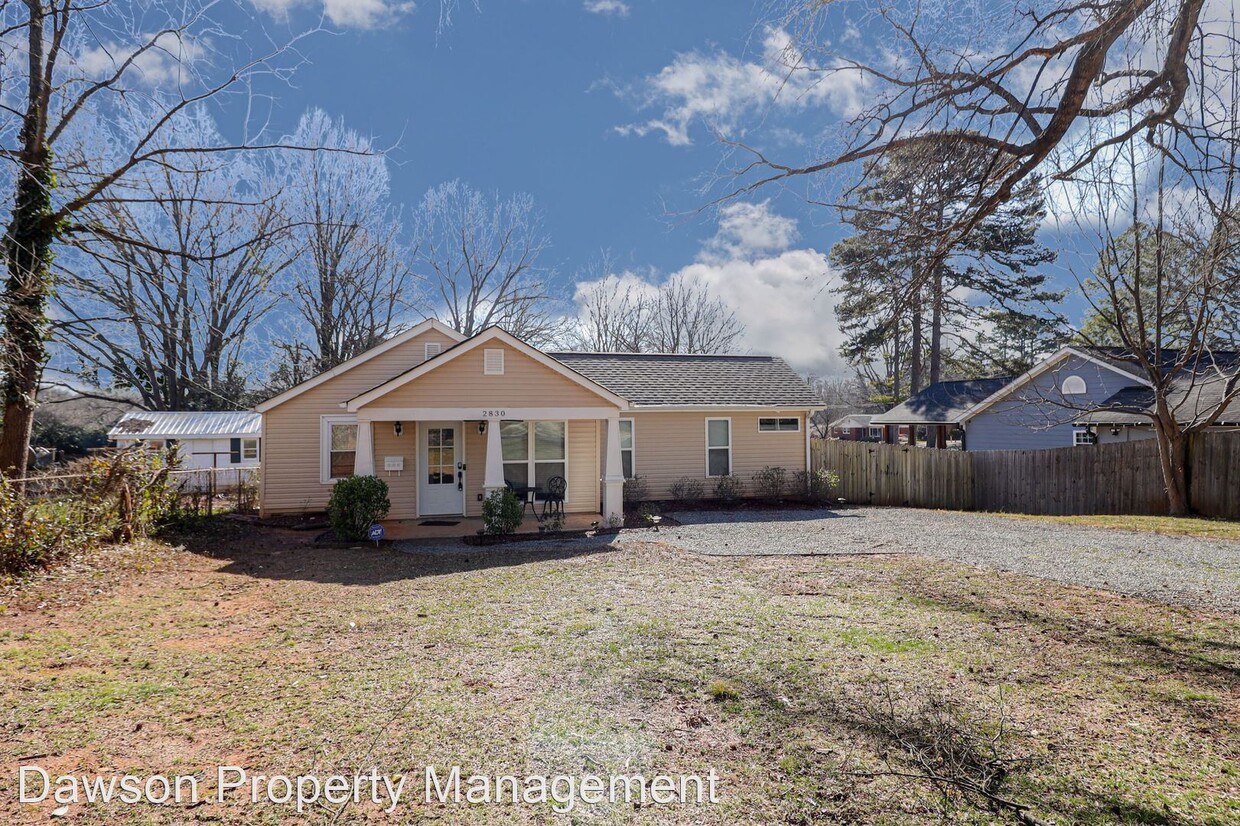 Primary Photo - 3 br, 2 bath House - 2830 Hilliard Drive