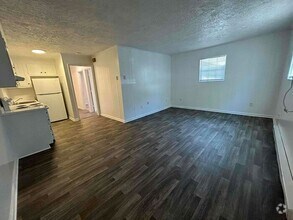 Building Photo - 5001 Alan Dr