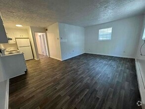 Building Photo - 5001 Alan Dr