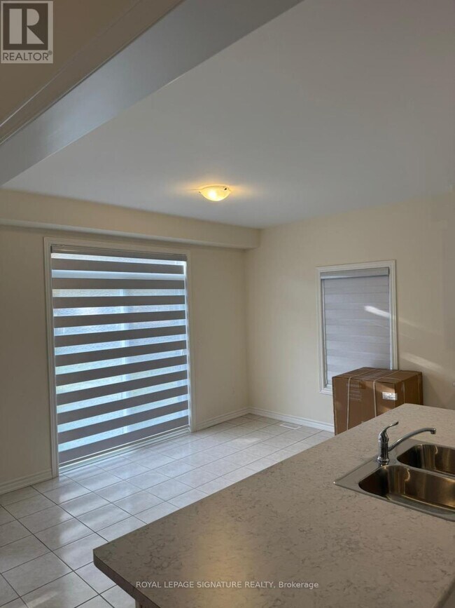 Photo du bâtiment - 78 N Gdn Blvd